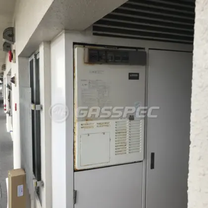 施工前の給湯器（AD-2899ARQ-G）