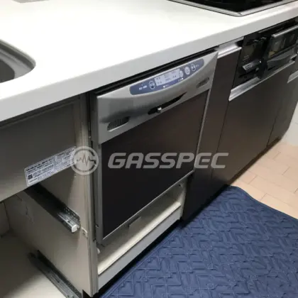 施工前のビルトイン食洗機（RKW-V45A-SV）