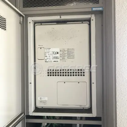 施工前の暖房熱源機（GTH-2417SAWX6H-H）