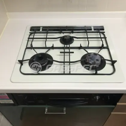 施工前のビルトインガスコンロ（DG3068NU）