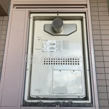 施工前の暖房熱源機（GTH-2417AWX3H-T）