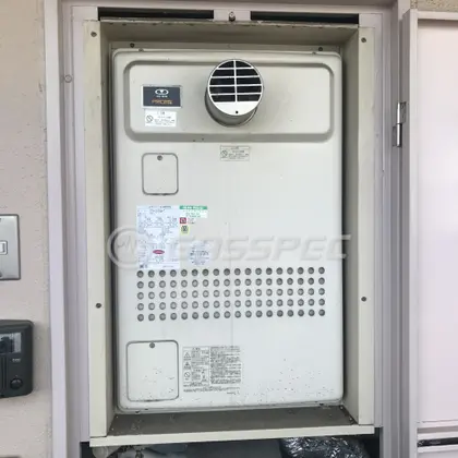 施工前の暖房熱源機（GTH-243AW-T）