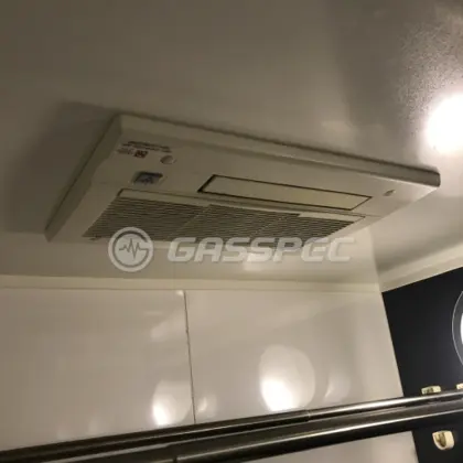 施工前の浴室乾燥機（HBD-3304KCSK-J2P）