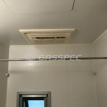 施工前の浴室乾燥機（BBD-3300ACSK-3）