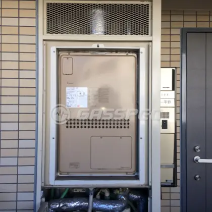 施工前の暖房熱源機（GTH-2413AWXH-H）