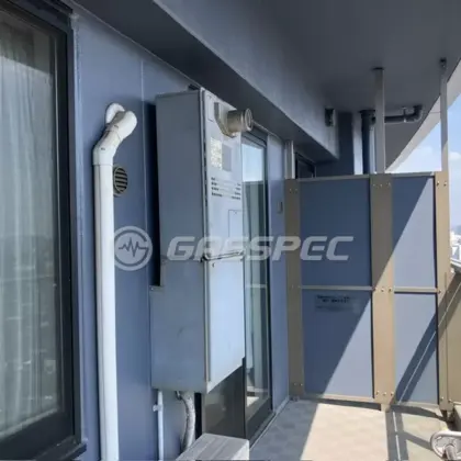 施工前の暖房熱源機（GTH-C2436AWX3H-T）