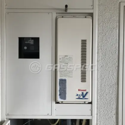 施工前の給湯器（RUF-VS2000SAU-VC）