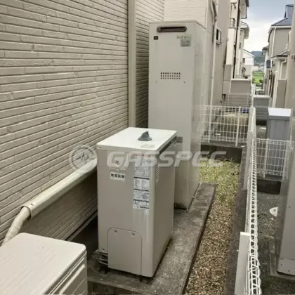 施工前の暖房熱源機（ST-141-GTH243A）
