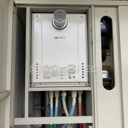 施工後の給湯器（ノーリツ GT-2460SAWX-T-1 BL）
