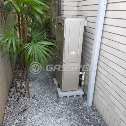 施工前の給湯器（RVD-E2400AW2-1）