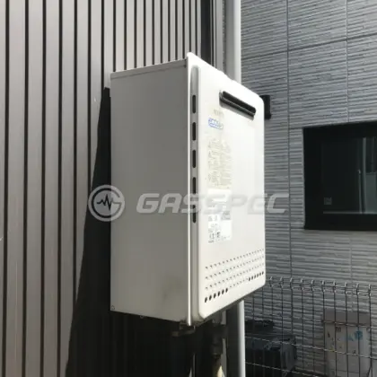 施工前の給湯器（GT-C2431AWX）