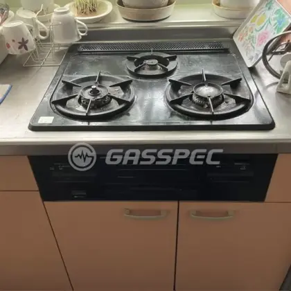 施工前のビルトインガスコンロ（HSG631BORHK）