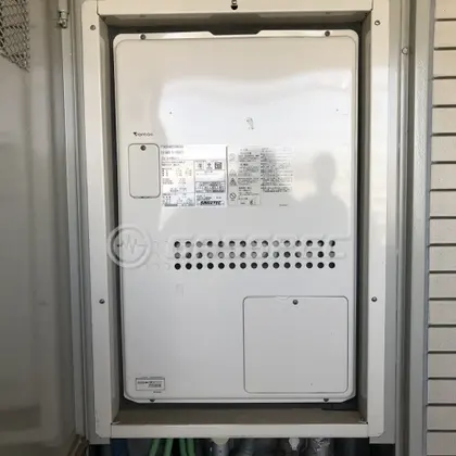 施工前の暖房熱源機（GTH-2434AWX3H-H）