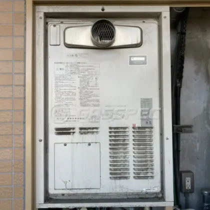 施工前の暖房熱源機（AT-4299ARSAW3Q-C）