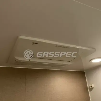 施工前の浴室乾燥機（BBD-3307ACSK-J3）