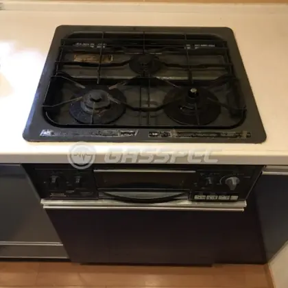 施工前のビルトインガスコンロ（RGF-30B5R2）
