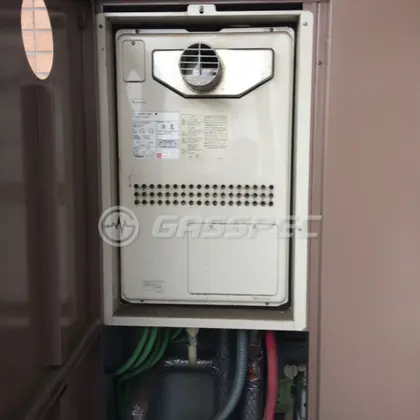 施工前の暖房熱源機（GTH-2413AWXH-T）