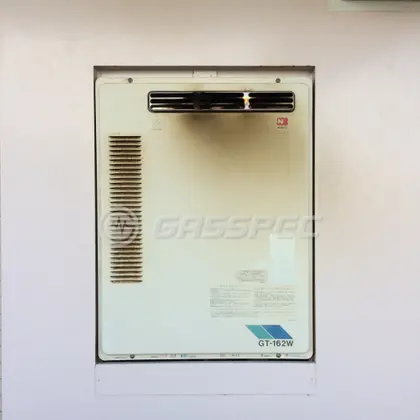 施工前の給湯器（GT-162W）