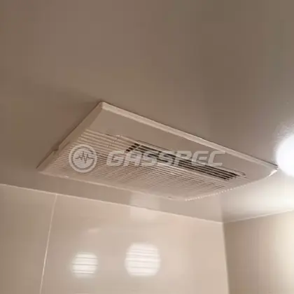 施工前の浴室乾燥機（BS-103HM-1）
