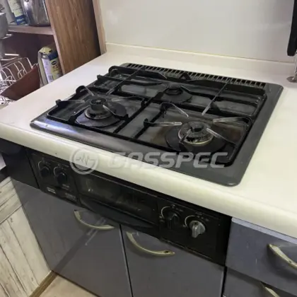 施工前のビルトインガスコンロ（3C-GY）