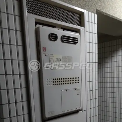 施工前の暖房熱源機（YGV2458R3H）