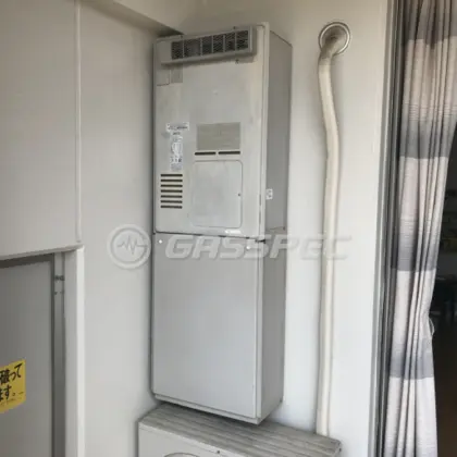 施工前の暖房熱源機（RUFH-V2400AW2-6）