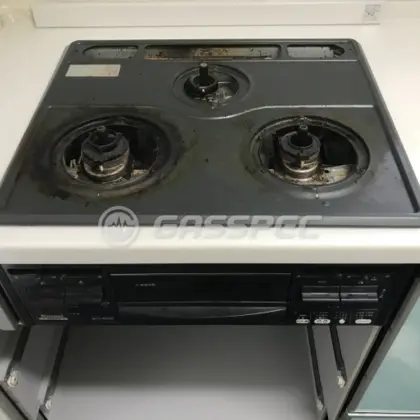施工前のビルトインガスコンロ（RB31AFR）