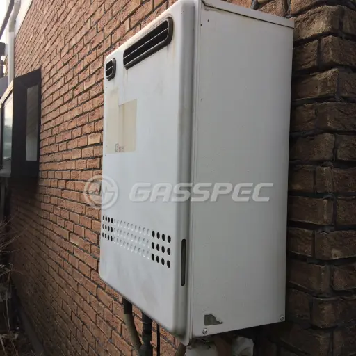 交換前の給湯器（ノーリツ GT-2412SAWX）