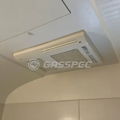 施工前の浴室乾燥機（BS-141H-2）