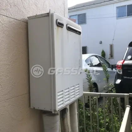 施工前の給湯器（FH-202AWD）