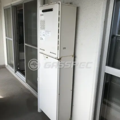施工前の給湯器（GT-2450SAWX）