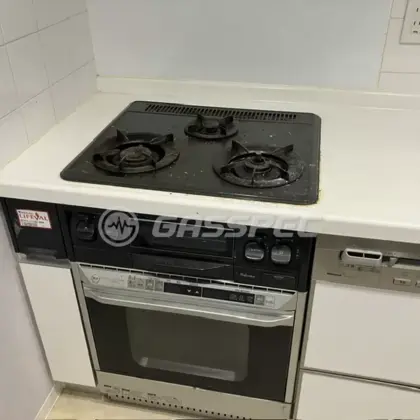 施工前のビルトインガスコンロ（PKD-35EG-L）