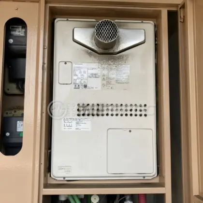 施工前の暖房熱源機（GTH-2444AWX3H-T）