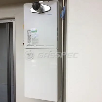 施工後の給湯器（リンナイ RUF-A2405SAT-L(B)）