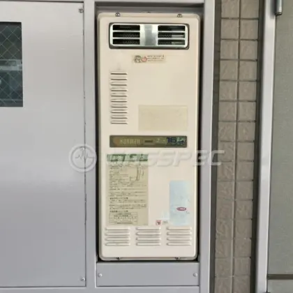 施工前の給湯器（YV1624RPW）