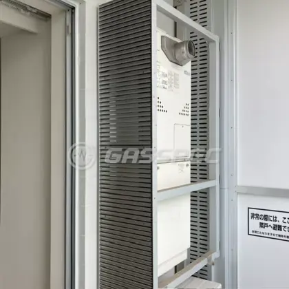 施工前の暖房熱源機（GTH-C2436AWX6H-T）