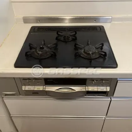 施工前のビルトインガスコンロ（DW32C8DTR）