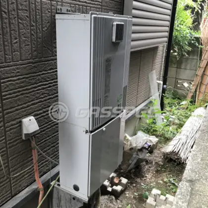 施工前の給湯器（GX-H2400AW）