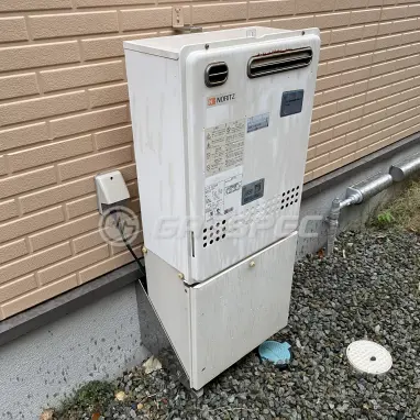 施工前の給湯器（GT-2422SAWX）