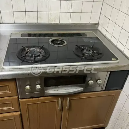 施工前のビルトインガスコンロ（PD-SED75W-1L）