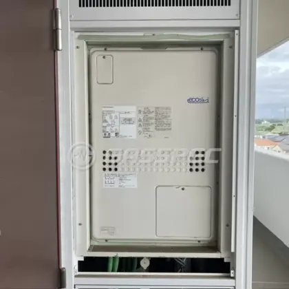 施工前の暖房熱源機（GTH-C2439SAWX3H-H）
