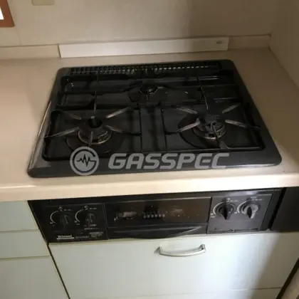 施工前のビルトインガスコンロ（RBG-31B6S）
