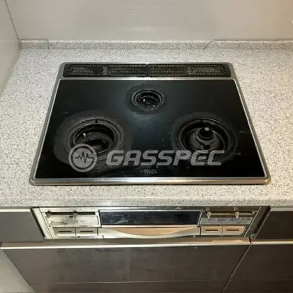 施工前のビルトインガスコンロ（RBG-N31A8GS1R-ST）