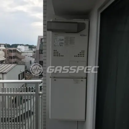 施工前の暖房熱源機（GTH-C2436AWX3H-L）