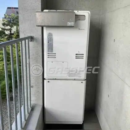施工前の暖房熱源機（RUFH-V2403SAA2-3(B)）