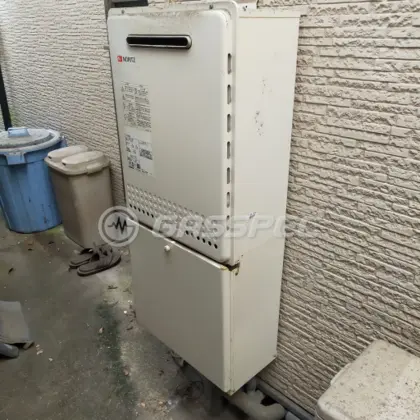 施工前の給湯器（GT-2428SAWX）