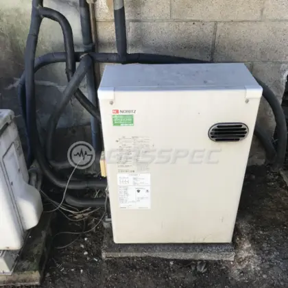 施工前の給湯器（OTQ-4704SAY）