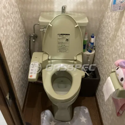 交換前のトイレ（TOTO C720R S721 TCF621）