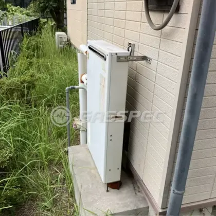 施工前の給湯器（GRQ-162）