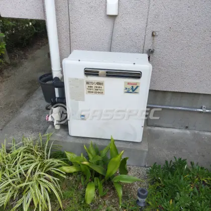 施工前の給湯器（RUF-V2006SAG）